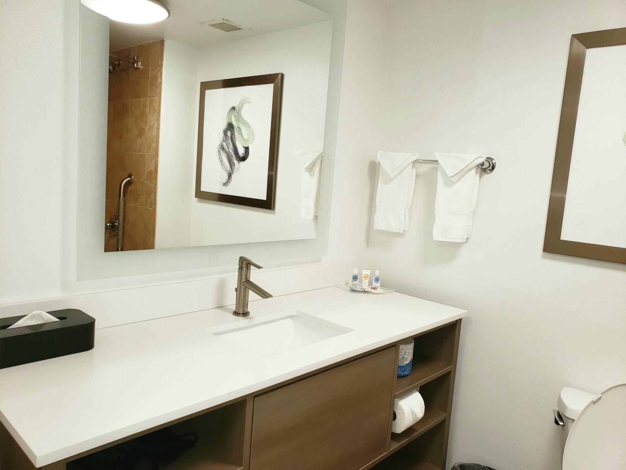 Comfort Suites Βαλντόστα Εξωτερικό φωτογραφία