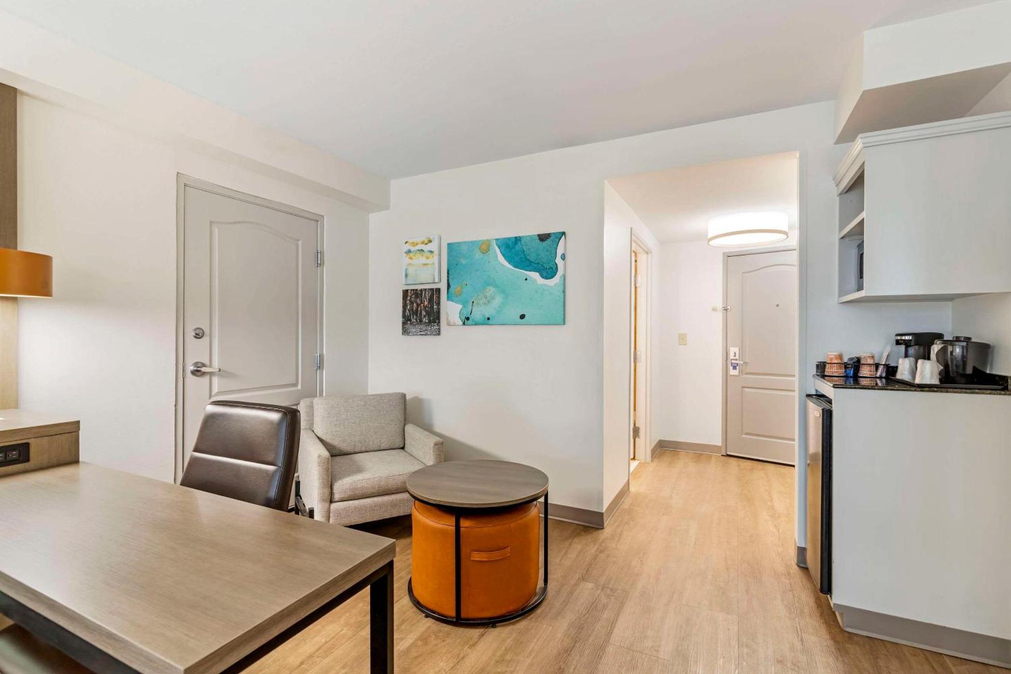Comfort Suites Βαλντόστα Εξωτερικό φωτογραφία